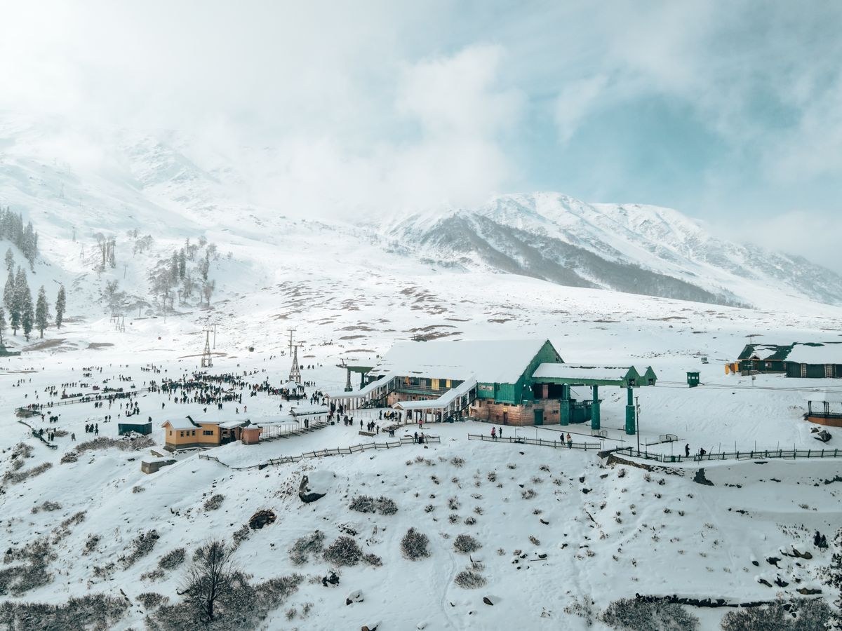 KASHMIR TOURIST PACKAGE